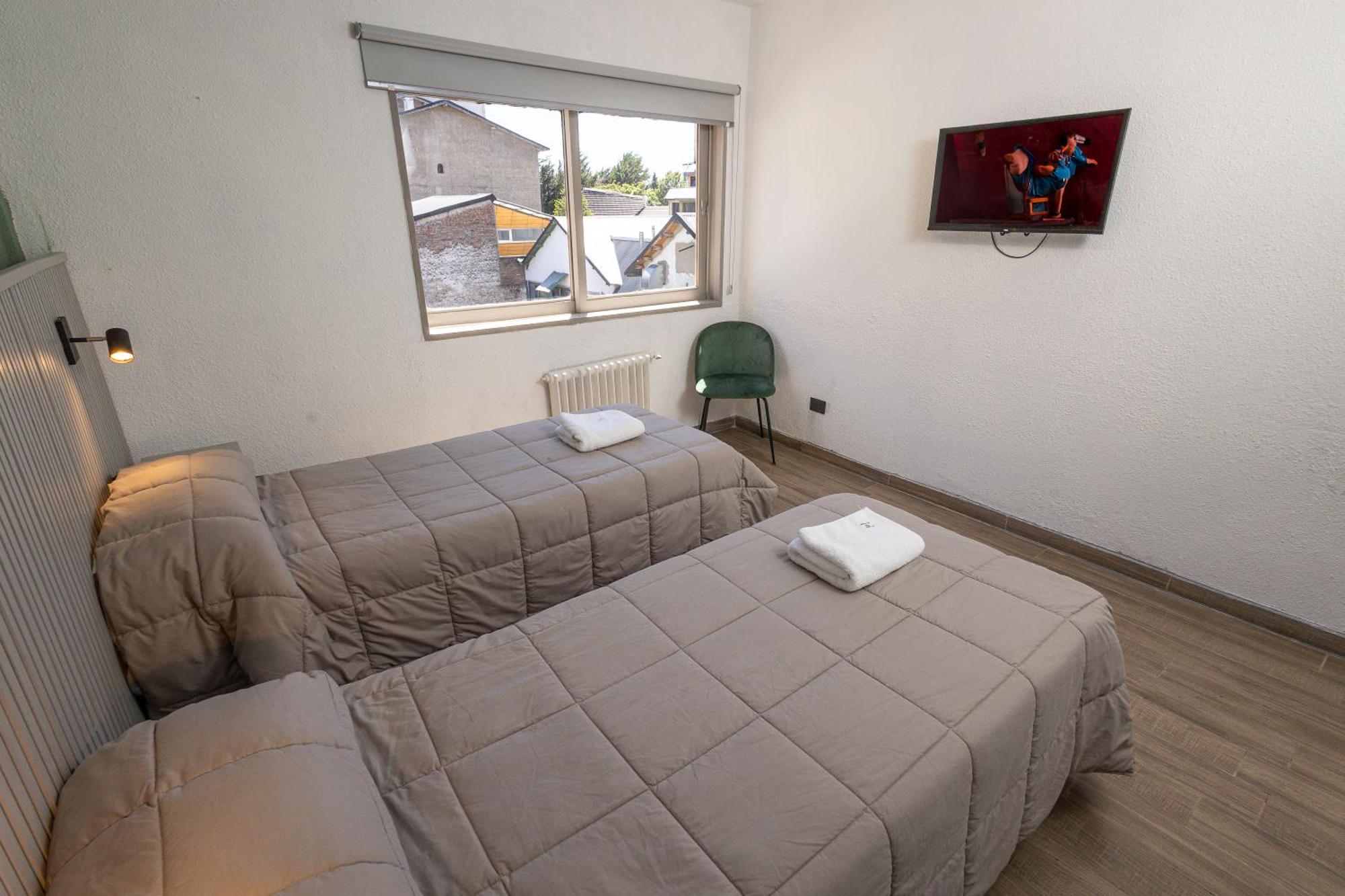 M382 Hotel Bariloche Екстериор снимка